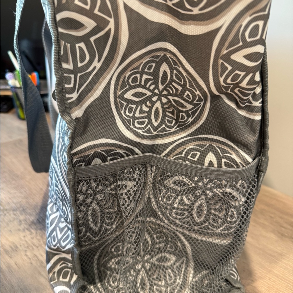 Stylish Gray Tote Bag - Picture 5 of 7